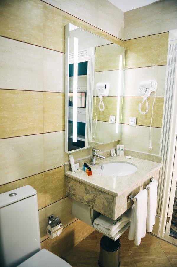 Emerald Suite Hotel Baku Kültér fotó