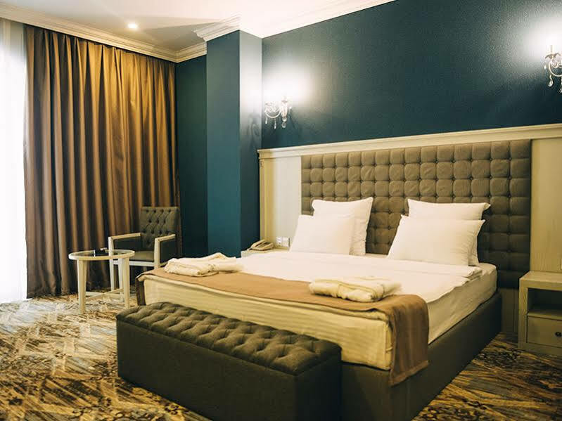 Emerald Suite Hotel Baku Kültér fotó